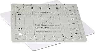 Rotating cutting mat 8' x 8'