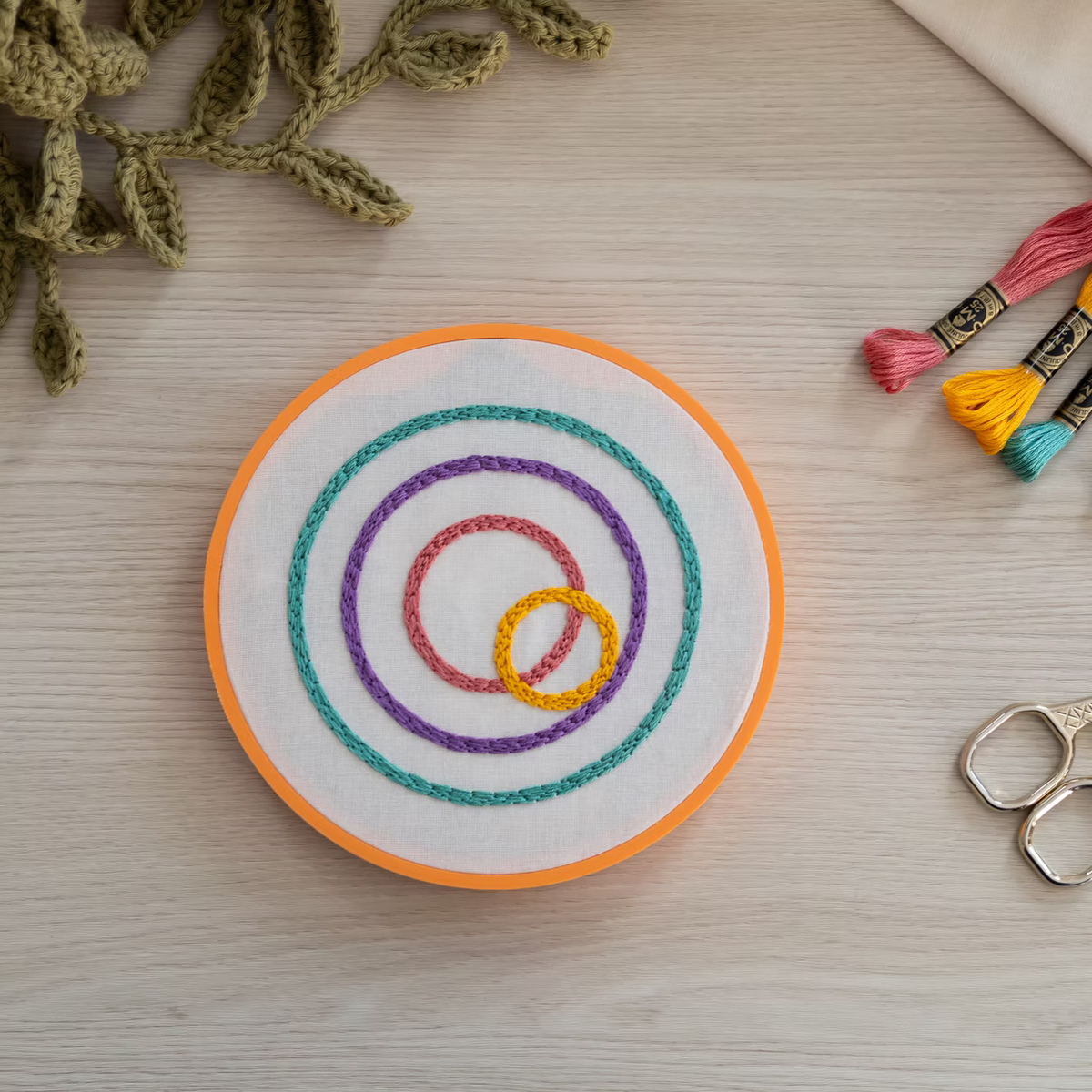 Seamless Round Embroidery Hoop – Matte Mandarin Orange