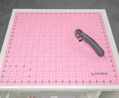 Precision Pro Self-Healing Cutting Mat - 18 x 18 inch