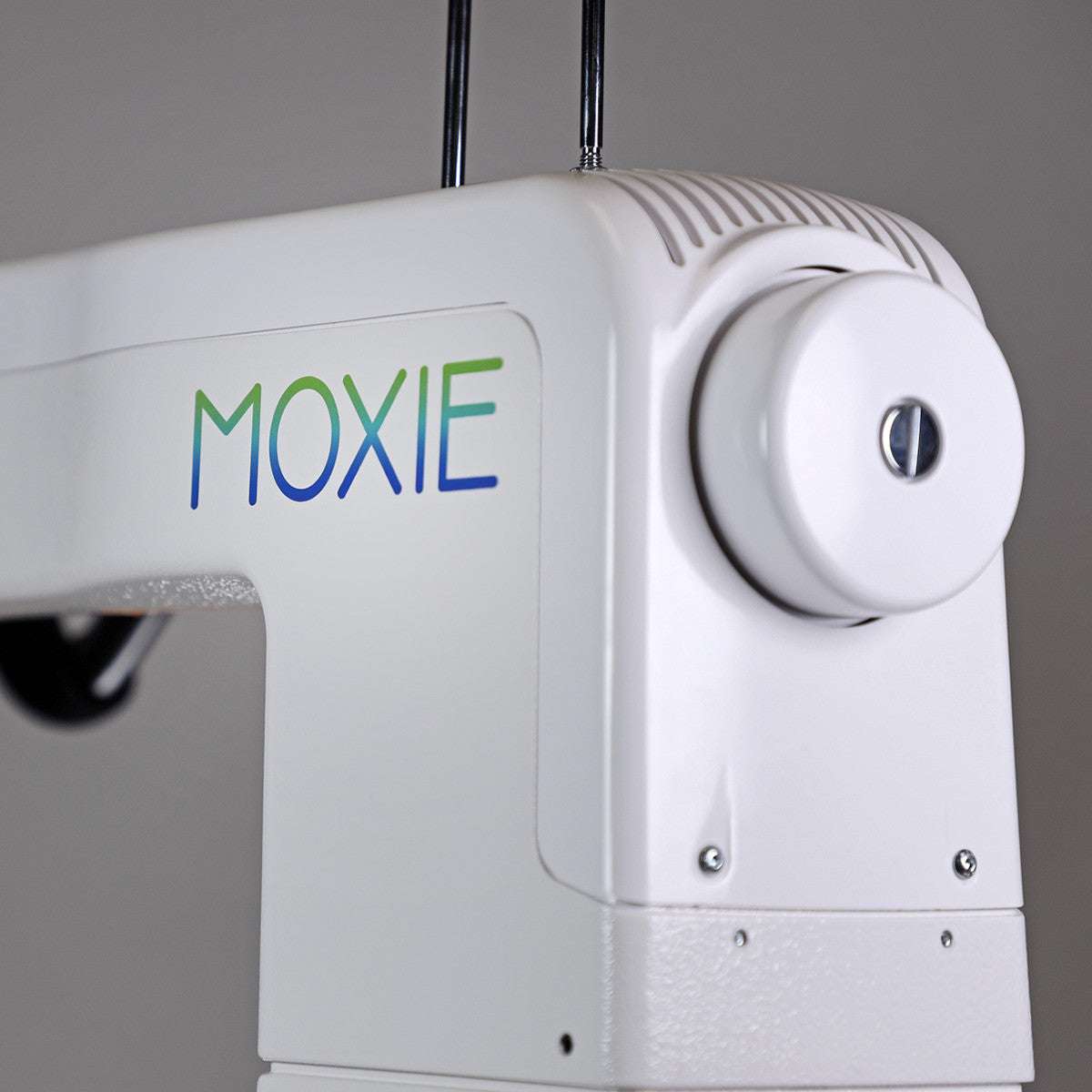 HQ Moxie With Loft Frame 2