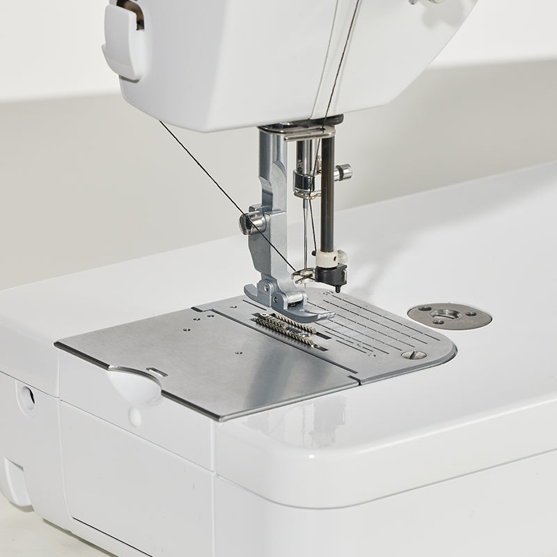 PQ1600S Sewing and Quilting Machine