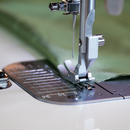 PQ1600S Sewing and Quilting Machine