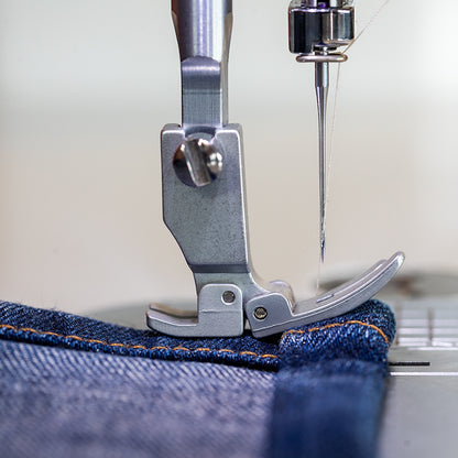 PQ1600S Sewing and Quilting Machine