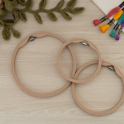 Seamless Round Embroidery Hoop – Matte Latte Brown